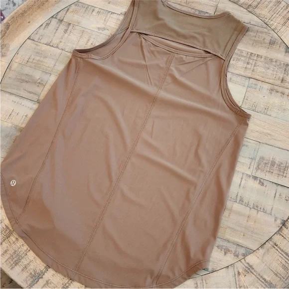 Lululemon Sculpt Tank - Picture 3 of 8